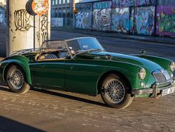 Mörkgrön Begagnad 1958 MG MGA Cab | 140 000 kr