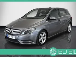 Mörkgrå Begagnad 2013 Mercedes B180 Minibuss | 119 900 kr (Marknadspris)