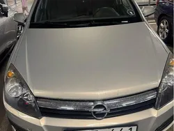 Grå Begagnad 2007 Opel Astra Halvkombi | 24 500 kr (Marknadspris)