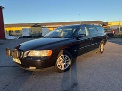 Blå Begagnad 2006 Volvo V70 Kinetic Kombi | 29 000 kr (Marknadspris)