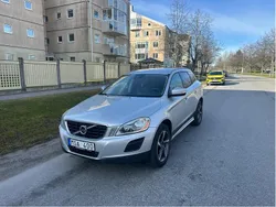 Grå Begagnad 2012 Volvo XC60 Summum SUV | 135 000 kr (Marknadspris)