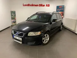 Svart Begagnad 2011 Volvo V50 Kinetic Kombi | 43 900 kr (Marknadspris)