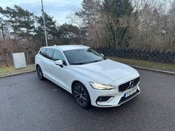 Vit Begagnad 2020 Volvo V60 Inscription Kombi | 200 000 kr (Bra pris)