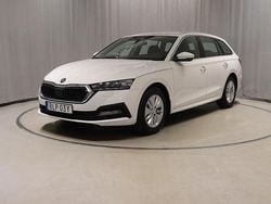 Candy white Begagnad 2023 Skoda Octavia G-TEC Kombi | 269 900 kr (Marknadspris)