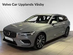 Grå Begagnad 2024 Volvo V60 Plus Kombi | 494 000 kr (Marknadspris)