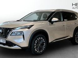 Silver Begagnad 2025 Nissan X-Trail Tekna SUV | 479 900 kr
