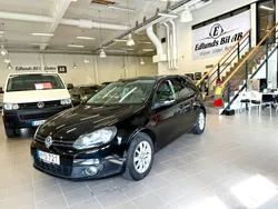 Svart Begagnad 2011 VW Golf Halvkombi | 67 000 kr (Marknadspris)