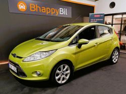 Grön Begagnad 2012 Ford Fiesta Titanium Halvkombi | 41 900 kr (Marknadspris)