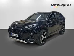 Svart metallic Begagnad 2023 Suzuki Across SUV | 395 600 kr (Marknadspris)