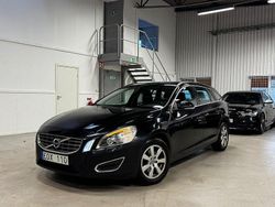 Svart Begagnad 2012 Volvo V60 Momentum Kombi | 99 900 kr (Bra pris)