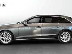 Daytonagrå pärleffekt Begagnad 2024 Audi A4 S-Line Kombi | 409 000 kr (Bra pris)