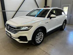 Vit Begagnad 2019 VW Touareg SUV | 389 700 kr (Bra pris)