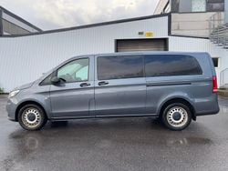Grå Begagnad 2016 Mercedes Vito Minibuss | 108 000 kr
