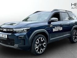 Blå (blue) Begagnad 2025 Dacia Bigster Journey SUV | 364 900 kr (Marknadspris)