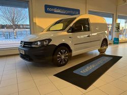 Candy vit Begagnad 2017 VW Caddy S Minibuss | 99 900 kr (Marknadspris)