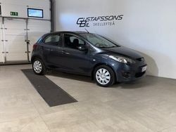 Grå Begagnad 2010 Mazda 2 Halvkombi | 59 500 kr (Dyr)