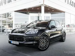Svart Begagnad 2024 Porsche Cayenne SUV | 1 149 000 kr