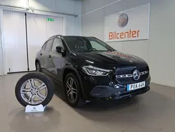 Svart Begagnad 2022 Mercedes GLA200 SUV | 389 900 kr (Marknadspris)