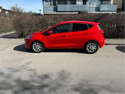 Röd Begagnad 2019 Ford Fiesta Trend Halvkombi | 117 500 kr (Bra pris)