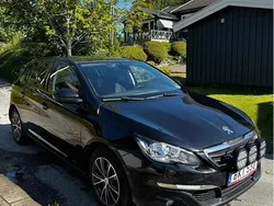Svart Begagnad 2014 Peugeot 308 Halvkombi | 47 800 kr (Marknadspris)