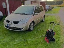 Silver Begagnad 2008 Renault Grand Scénic II Minibuss | 15 000 kr