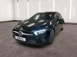 Svart Begagnad 2018 Mercedes A200 Halvkombi | 199 900 kr (Bra pris)