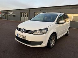 Vit Begagnad 2014 VW Touran Minibuss | 54 900 kr (Superpris)