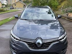Grå Begagnad 2022 Renault Mégane IV Zen Kombi | 210 000 kr (Marknadspris)