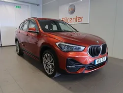 Orange Begagnad 2020 BMW X1 Sport Line SUV | 289 900 kr (Marknadspris)