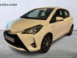 Vit Begagnad 2018 Toyota Yaris Hybrid Edition Halvkombi | 154 800 kr (Bra pris)