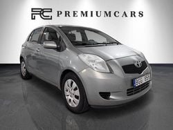 Grå Begagnad 2007 Toyota Yaris Halvkombi | 34 900 kr (Marknadspris)