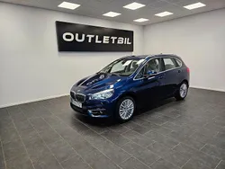 Blå Begagnad 2014 BMW 218 Active Tourer Luxury Line Minibuss | 109 000 kr (Bra pris)