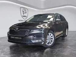 Mörkbrun Begagnad 2017 Skoda Superb Kombi | 169 900 kr (Bra pris)