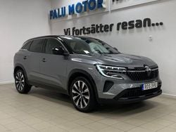 Grå Begagnad 2024 Renault Austral Techno SUV | 279 500 kr (Marknadspris)