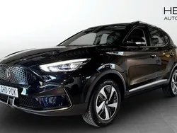 Svart (black) Begagnad 2021 MG ZS Luxury Sedan | 249 900 kr (Superpris)