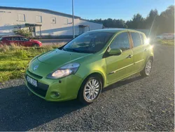 Grön Begagnad 2010 Renault Clio R.S. Halvkombi | 29 900 kr (Marknadspris)