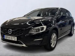 Svart Begagnad 2016 Volvo V60 CC Business Edition Kombi | 155 000 kr (Bra pris)