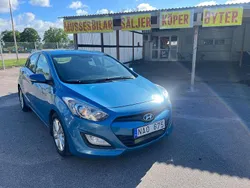 Ljusblå (blå) Begagnad 2013 Hyundai i30 Sport Halvkombi | 55 900 kr (Marknadspris)