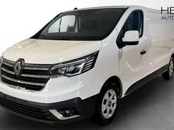 Grå Ny 2025 Renault Trafic Van | 411 800 kr