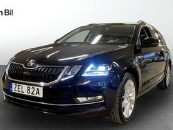Svart Begagnad 2019 Skoda Octavia Style Kombi | 179 900 kr (Marknadspris)