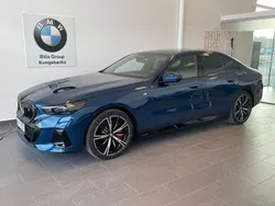 Blå Begagnad 2023 BMW i5 M Sport Sedan | 619 900 kr (Marknadspris)