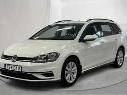 Vit Begagnad 2018 VW Golf VII | 125 000 kr (Marknadspris)