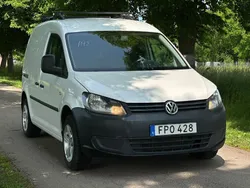 Vit Begagnad 2015 VW Caddy Minibuss | 69 900 kr (Marknadspris)