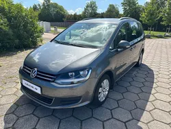 Grå Begagnad 2013 VW Sharan Minibuss | 105 000 kr (Bra pris)