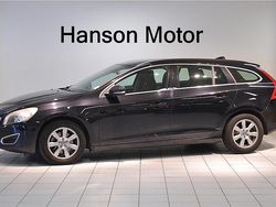 Svart Begagnad 2012 Volvo V60 Momentum Kombi | 79 900 kr (Marknadspris)