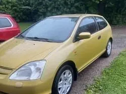 Gul Begagnad 2001 Honda Civic Halvkombi | 22 000 kr (Bra pris)