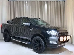 Svart Begagnad 2018 Ford Ranger Wildtrack Pickup | 299 900 kr (Marknadspris)