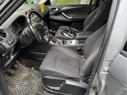 Grå Begagnad 2008 Ford S-MAX S Minibuss | 25 000 kr (Dyr)