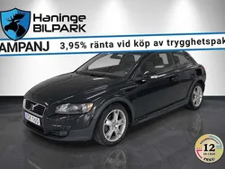 Svart Begagnad 2009 Volvo C30 Momentum Halvkombi | 69 900 kr (Marknadspris)