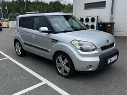 Silver Begagnad 2009 Kia Soul SUV | 27 000 kr (Marknadspris)